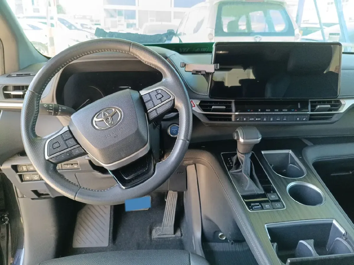 2021 Toyota Sienna 2.5L 192HP L4 E-CVT Hybrid,autocango,china used car exporter,china ev exporter,chinese used car exporter,chinese used ev exporter