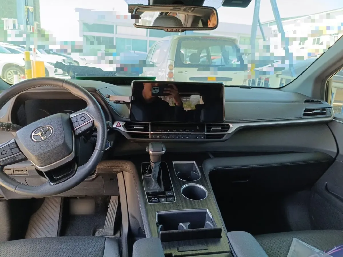 2021 Toyota Sienna 2.5L 192HP L4 E-CVT Hybrid,autocango,china used car exporter,china ev exporter,chinese used car exporter,chinese used ev exporter