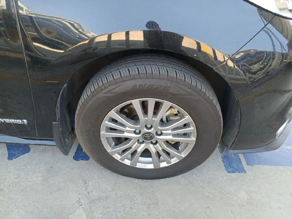 2021 Toyota Sienna 2.5L 192HP L4 E-CVT Hybrid,autocango,china used car exporter,china ev exporter,chinese used car exporter,chinese used ev exporter