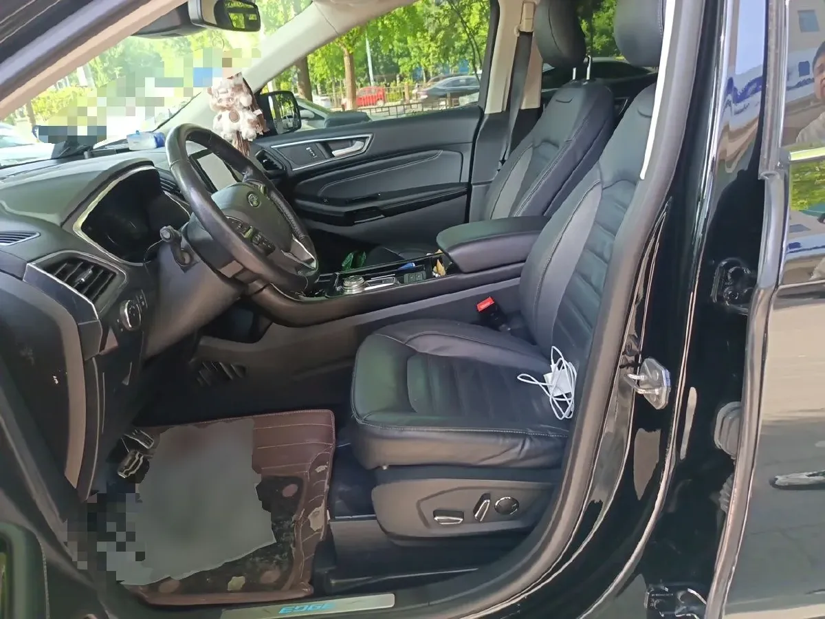 2020 Ford Edge 2.0T 245HP L4 8AT,autocango,china used car exporter,china ev exporter,chinese used car exporter,chinese used ev exporter