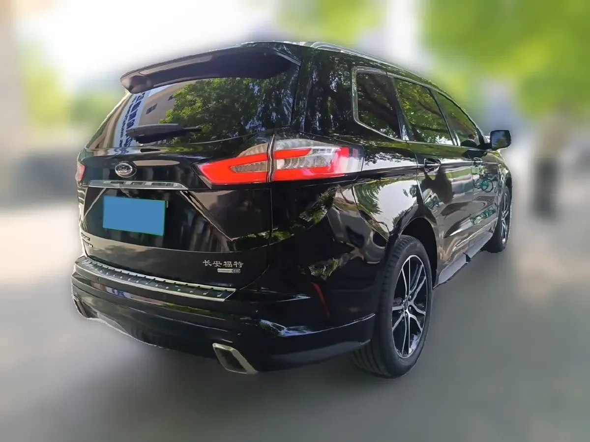 2020 Ford Edge 2.0T 245HP L4 8AT,autocango,china used car exporter,china ev exporter,chinese used car exporter,chinese used ev exporter
