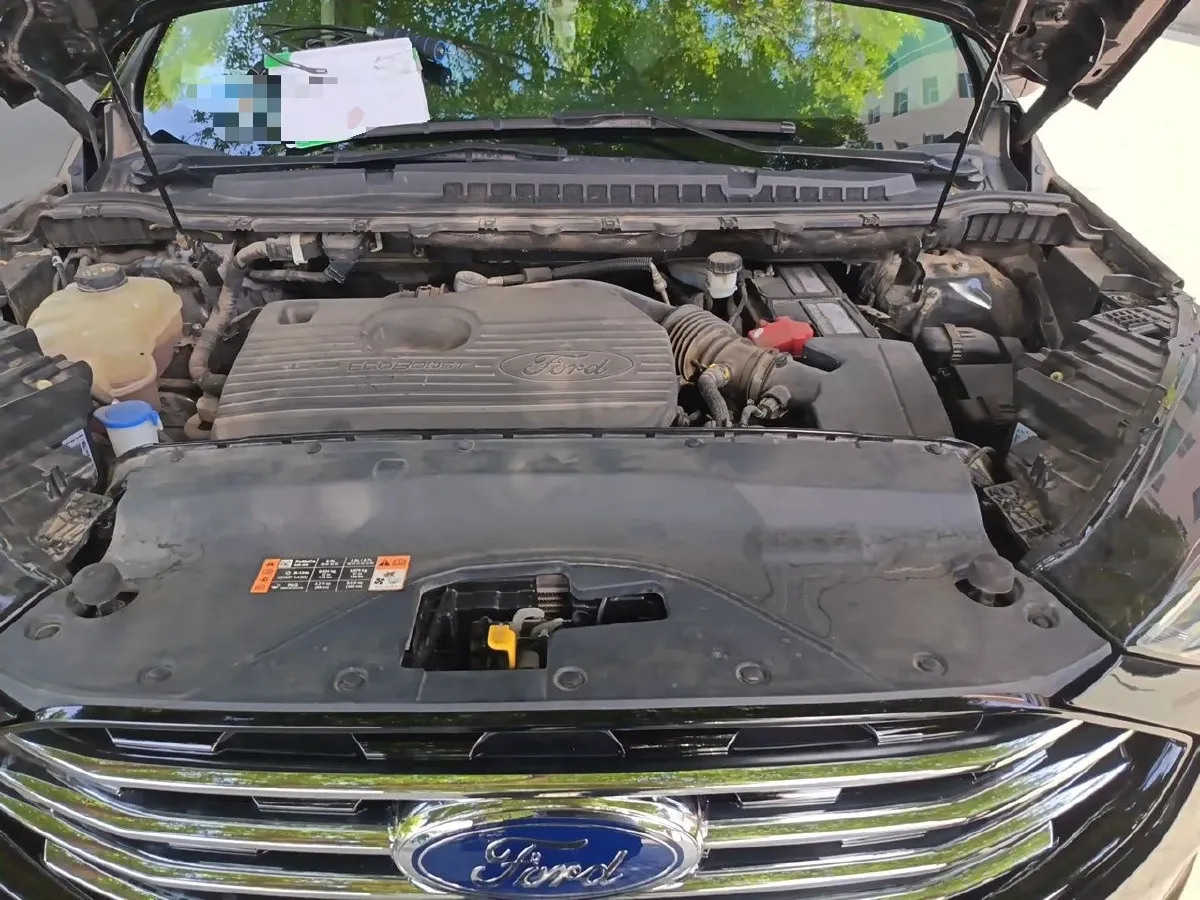2020 Ford Edge 2.0T 245HP L4 8AT,autocango,china used car exporter,china ev exporter,chinese used car exporter,chinese used ev exporter