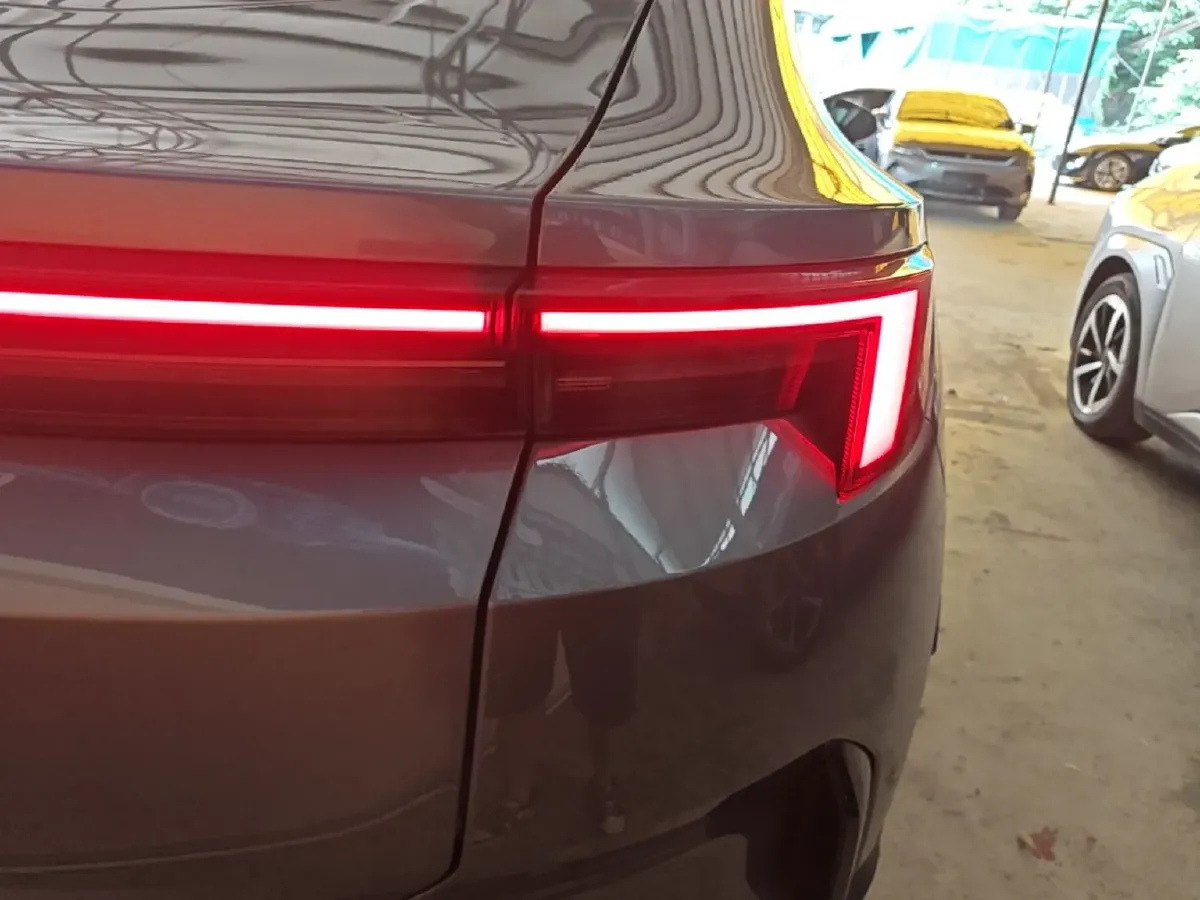 2023 Polestar 4 BEV 86KWH,autocango,china used car exporter,china ev exporter,chinese used car exporter,chinese used ev exporter