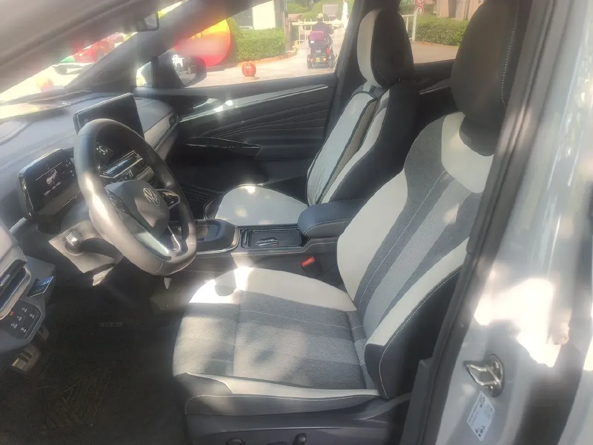 2022 Volkswagen ID.4 Crozz BEV 55.7KWH,autocango,china used car exporter,china ev exporter,chinese used car exporter,chinese used ev exporter