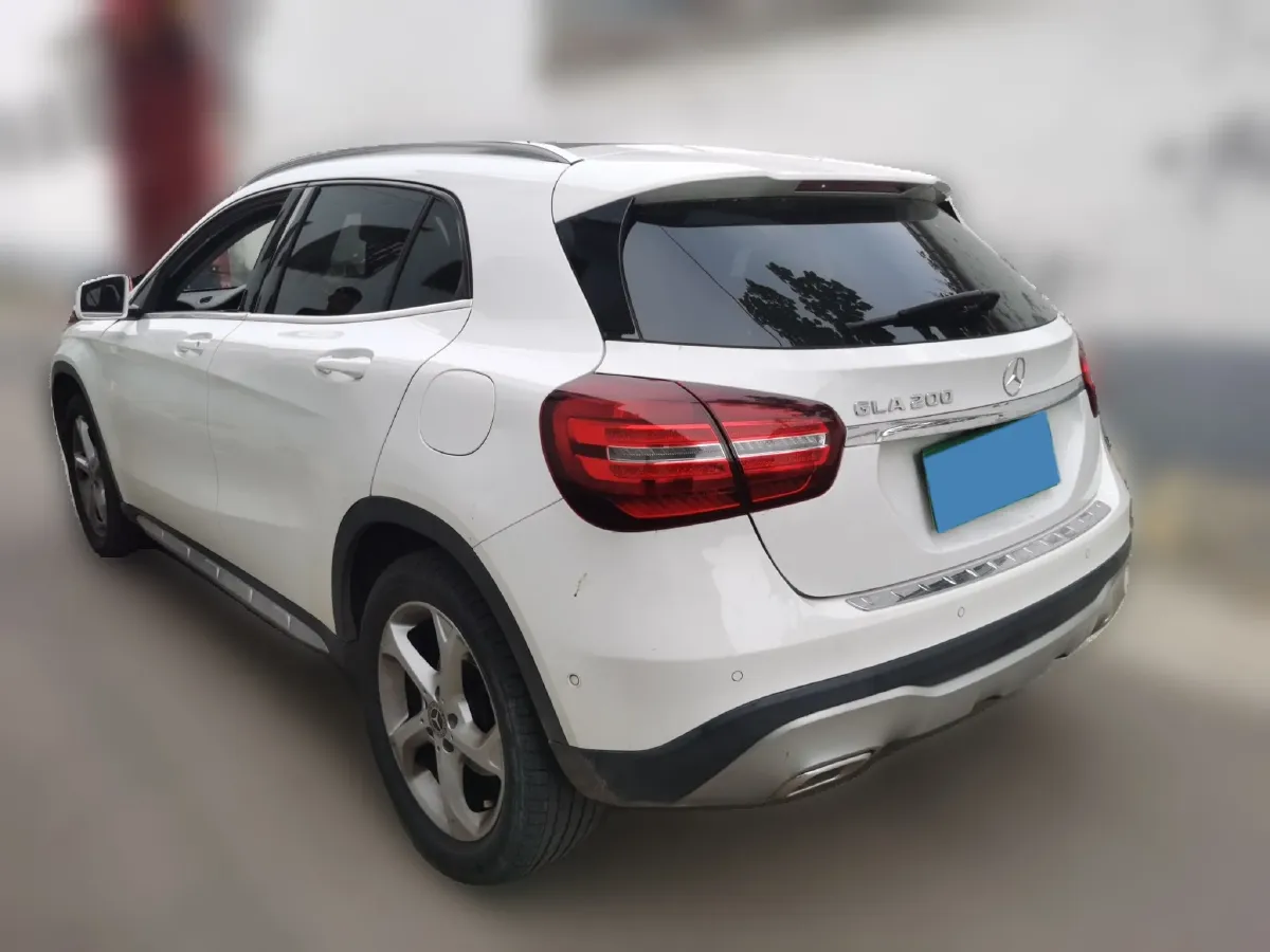 2017 Mercedes-Benz GLA Class 1.6T 156HP L4 7DCT,autocango,china used car exporter,china ev exporter,chinese used car exporter,chinese used ev exporter