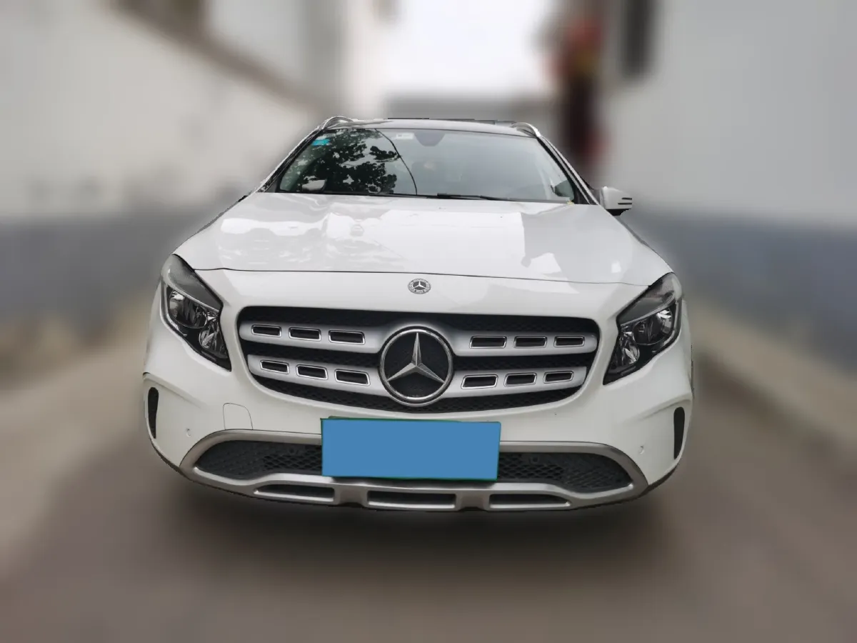 2017 Mercedes-Benz GLA Class 1.6T 156HP L4 7DCT,autocango,china used car exporter,china ev exporter,chinese used car exporter,chinese used ev exporter