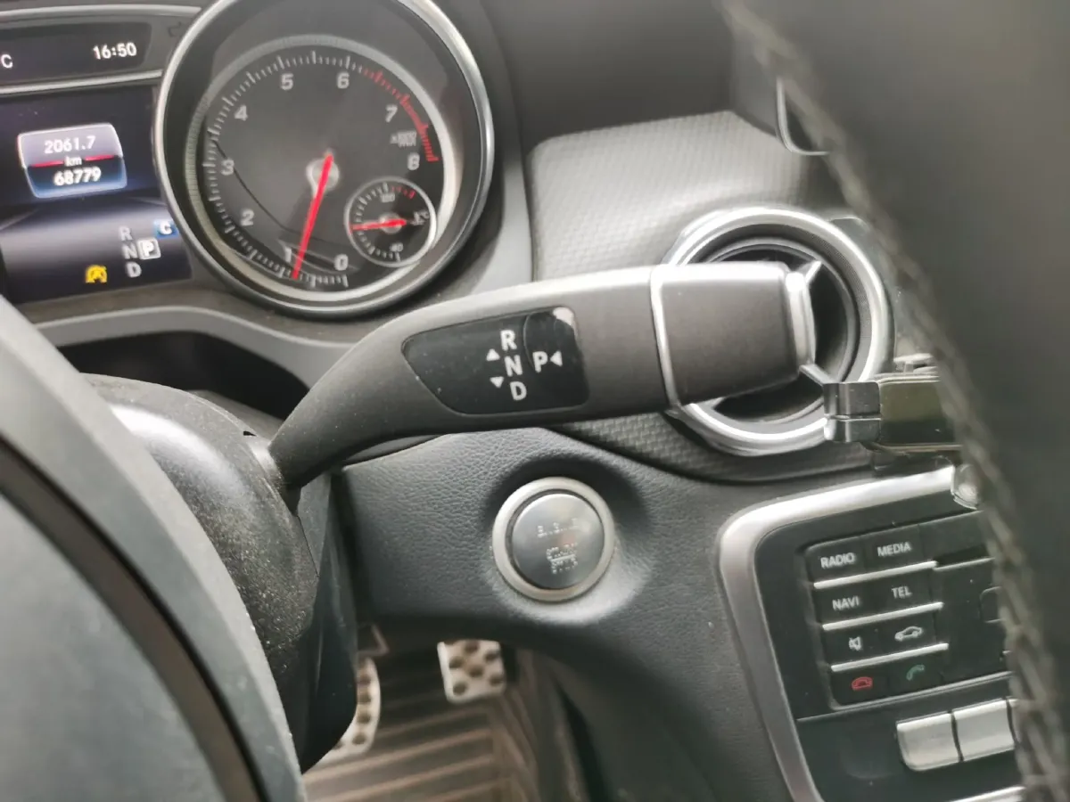 2017 Mercedes-Benz GLA Class 1.6T 156HP L4 7DCT,autocango,china used car exporter,china ev exporter,chinese used car exporter,chinese used ev exporter