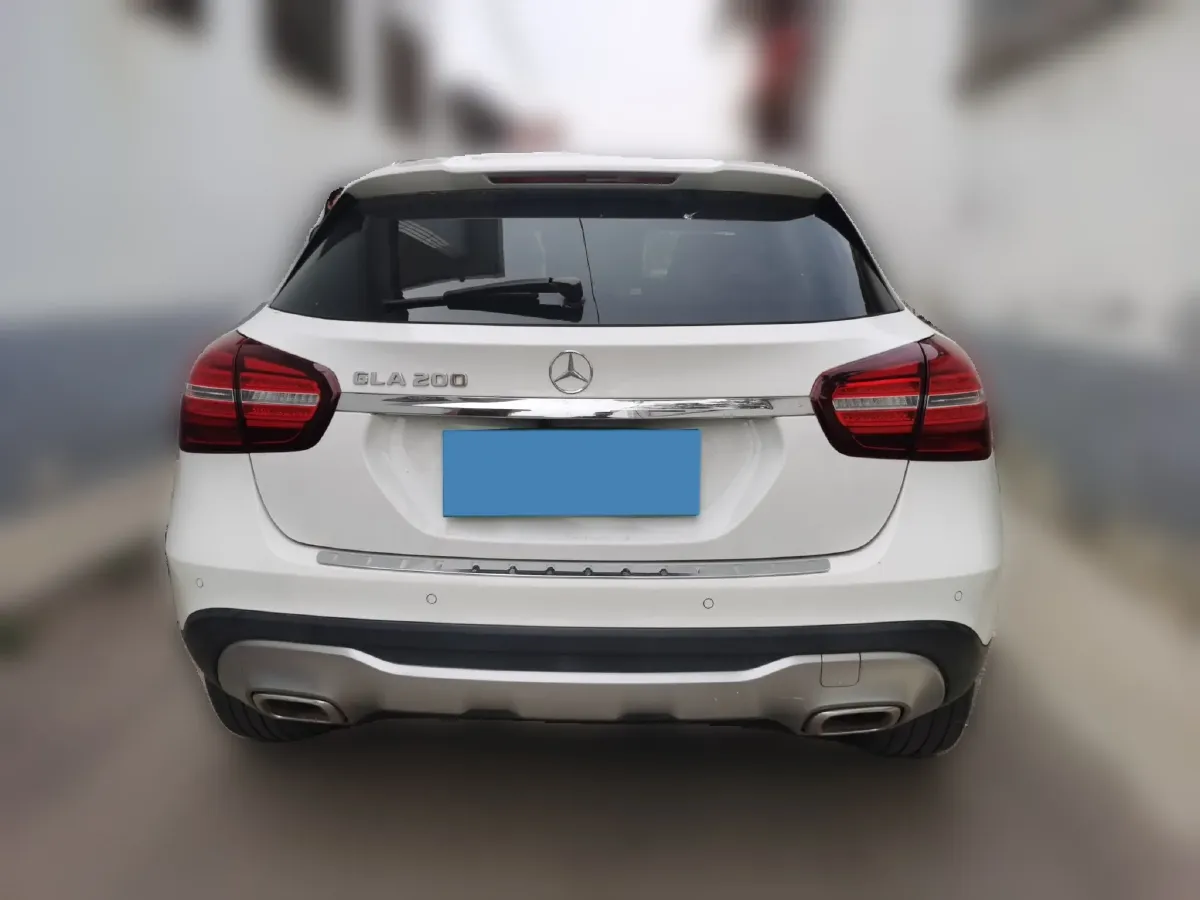 2017 Mercedes-Benz GLA Class 1.6T 156HP L4 7DCT,autocango,china used car exporter,china ev exporter,chinese used car exporter,chinese used ev exporter