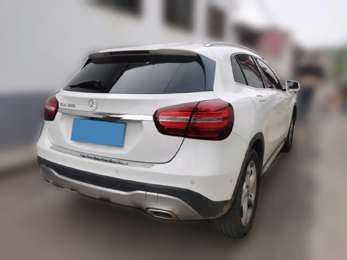2017 Mercedes-Benz GLA Class 1.6T 156HP L4 7DCT,autocango,china used car exporter,china ev exporter,chinese used car exporter,chinese used ev exporter