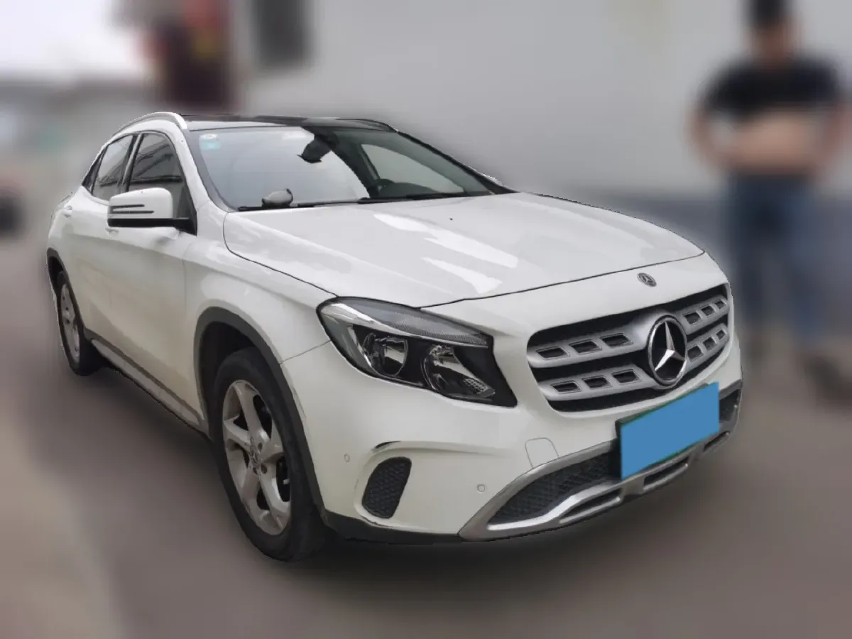 2017 Mercedes-Benz GLA Class 1.6T 156HP L4 7DCT,autocango,china used car exporter,china ev exporter,chinese used car exporter,chinese used ev exporter