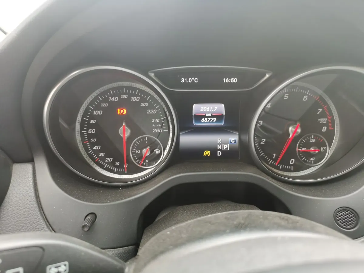 2017 Mercedes-Benz GLA Class 1.6T 156HP L4 7DCT,autocango,china used car exporter,china ev exporter,chinese used car exporter,chinese used ev exporter