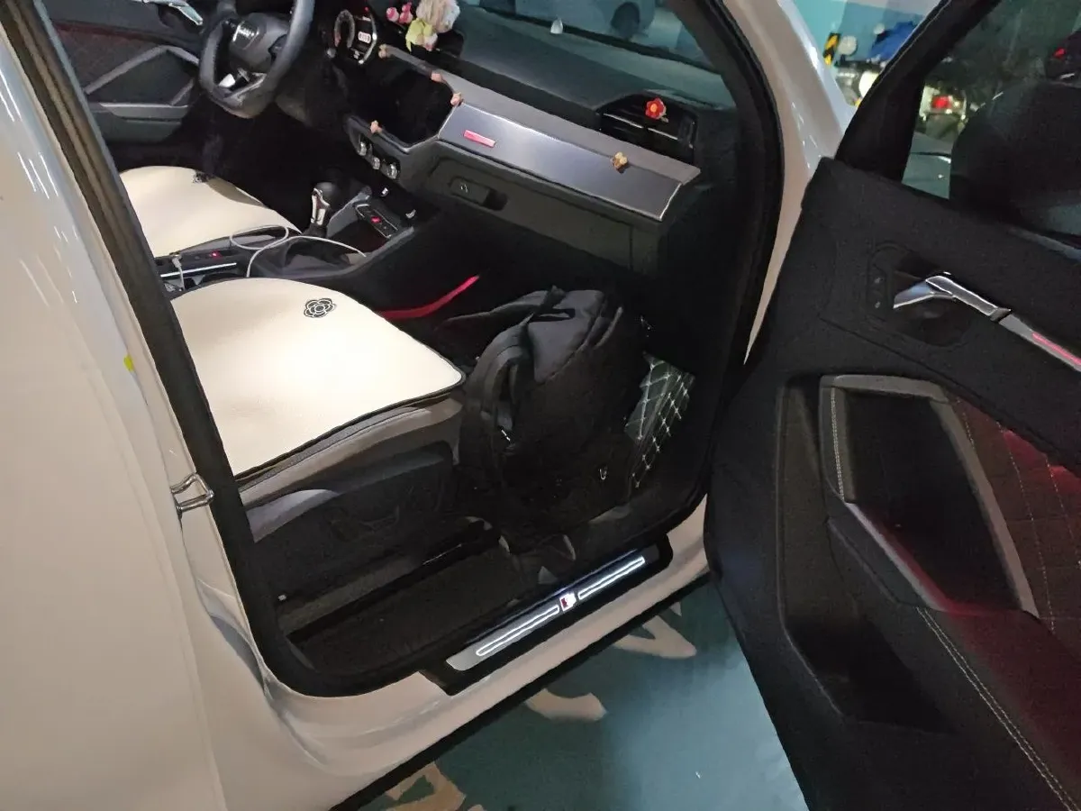 2024 Mercedes-Benz EQA Class BEV,autocango,china used car exporter,china ev exporter,chinese used car exporter,chinese used ev exporter