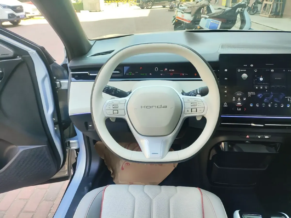 2024 Honda e:NS2 BEV 68.8KWH,autocango,china used car exporter,china ev exporter,chinese used car exporter,chinese used ev exporter