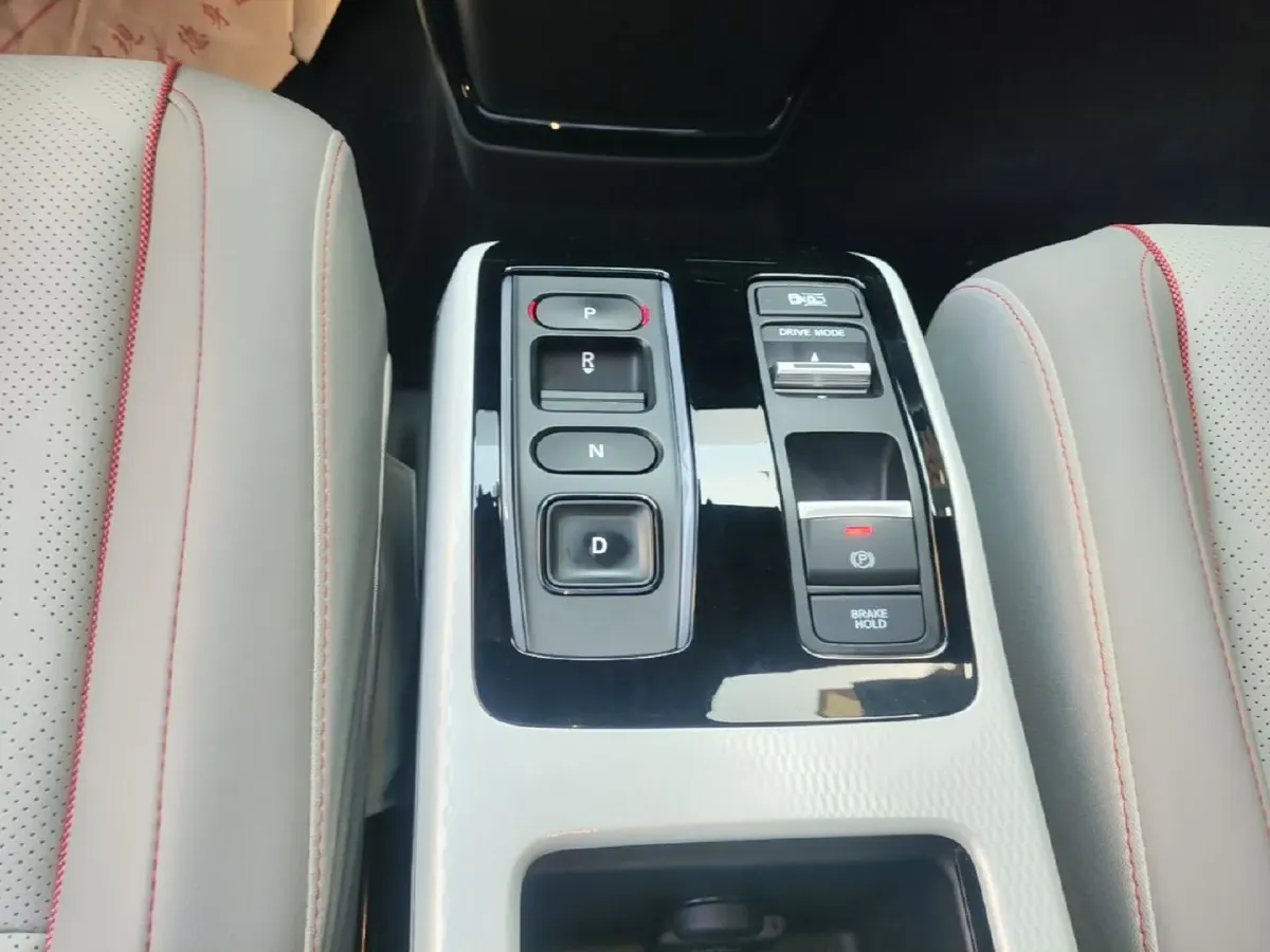 2024 Honda e:NS2 BEV 68.8KWH,autocango,china used car exporter,china ev exporter,chinese used car exporter,chinese used ev exporter