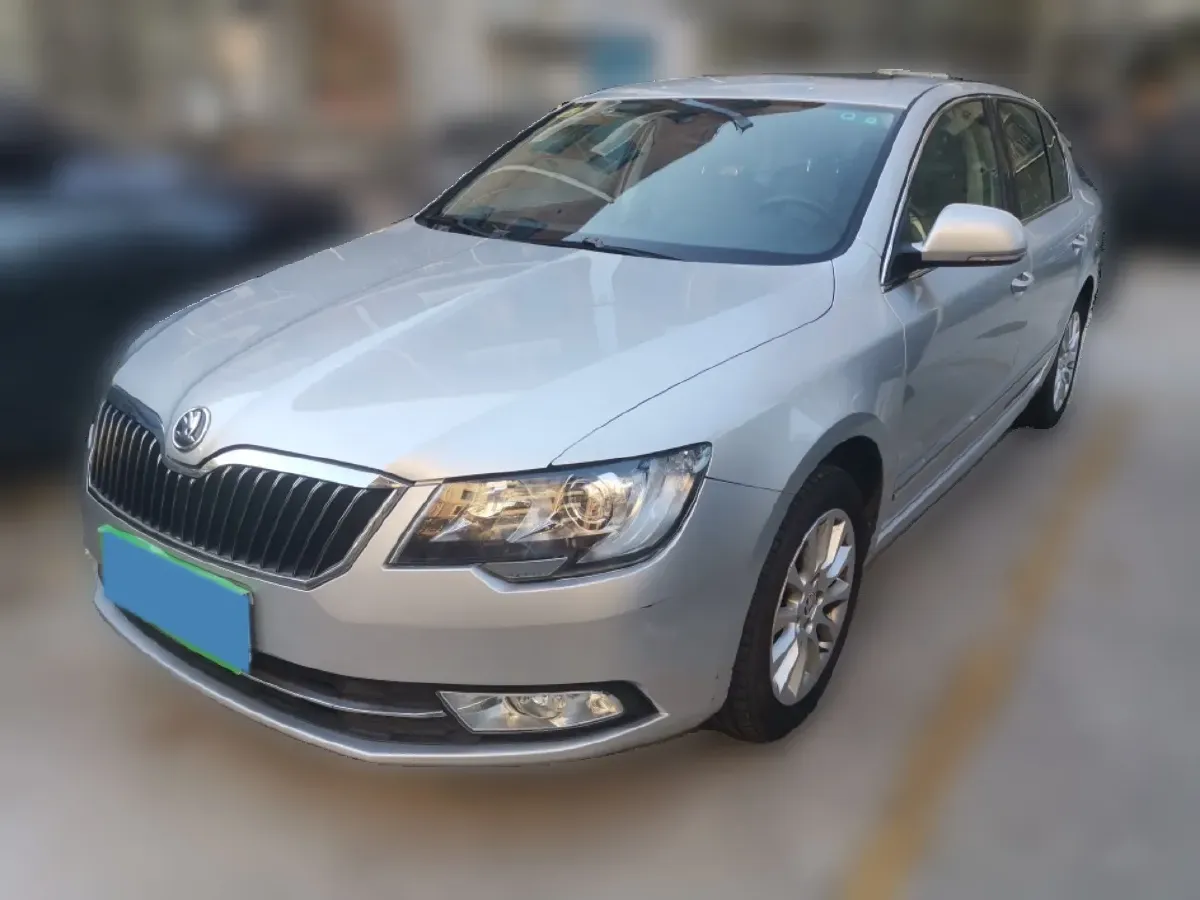 2013 Skoda Superb 1.4T 131HP L4 7DCT,autocango,china used car exporter,china ev exporter,chinese used car exporter,chinese used ev exporter
