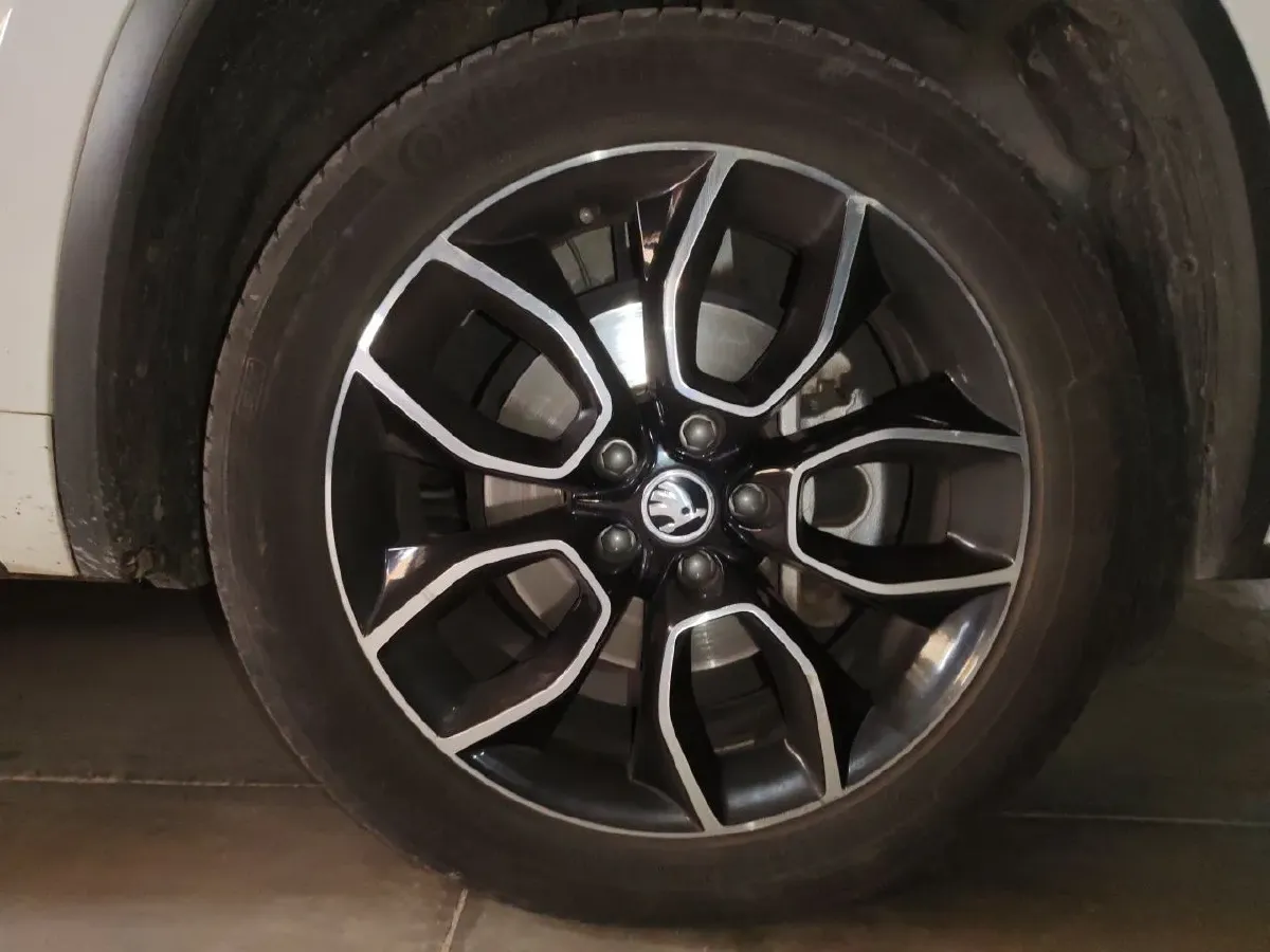 2021 Skoda Kodiak GT 2.0T 186HP L4 7DCT,autocango,china used car exporter,china ev exporter,chinese used car exporter,chinese used ev exporter