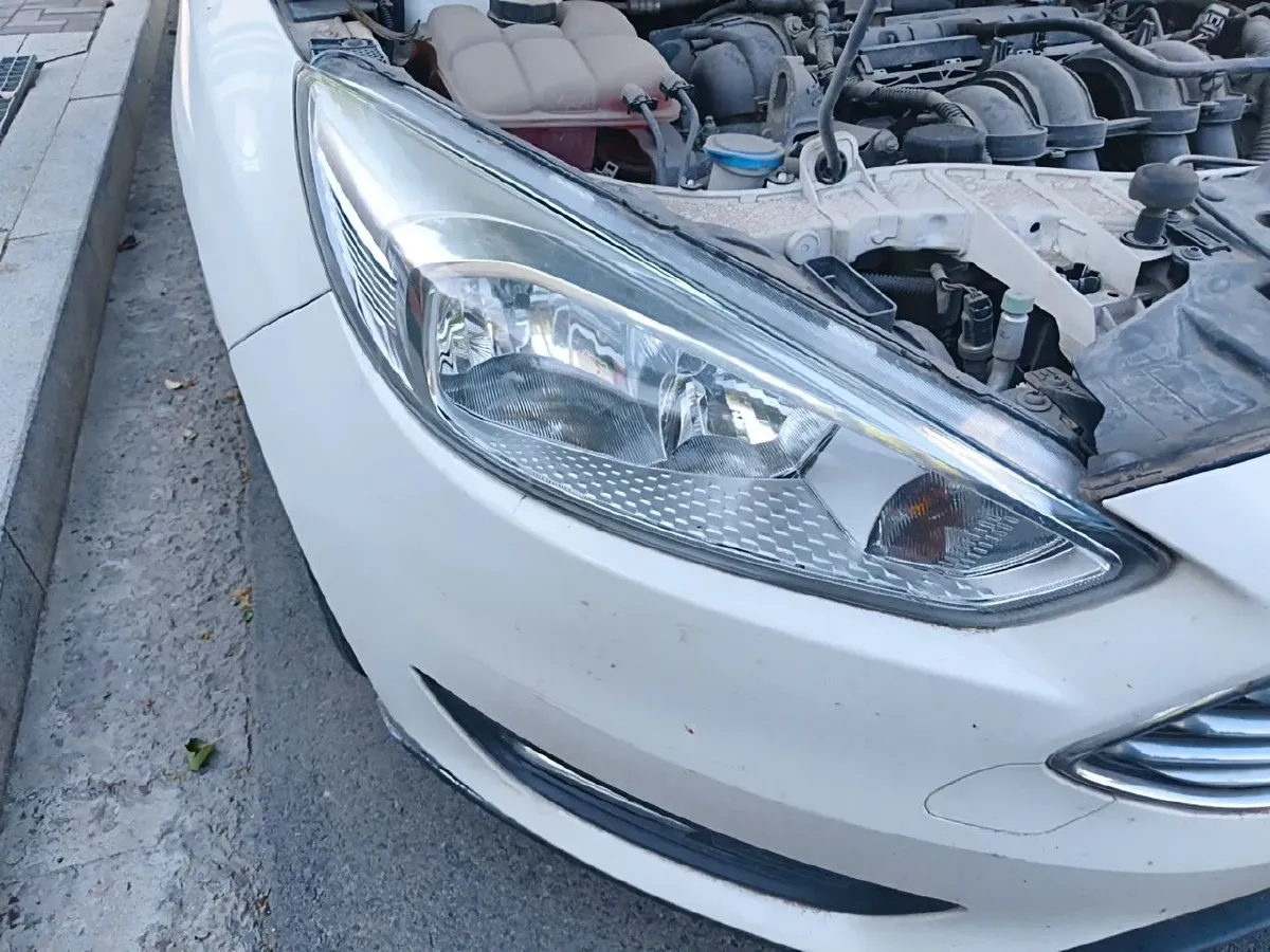2017 Ford Focus 1.6L 125HP L4 5MT,autocango,china used car exporter,china ev exporter,chinese used car exporter,chinese used ev exporter