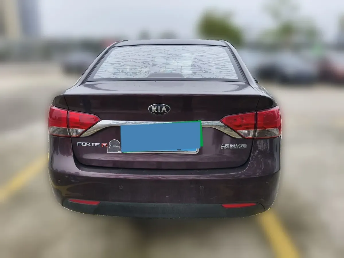 2014 Kia Forte 1.6L 123HP L4 5MT,autocango,china used car exporter,china ev exporter,chinese used car exporter,chinese used ev exporter