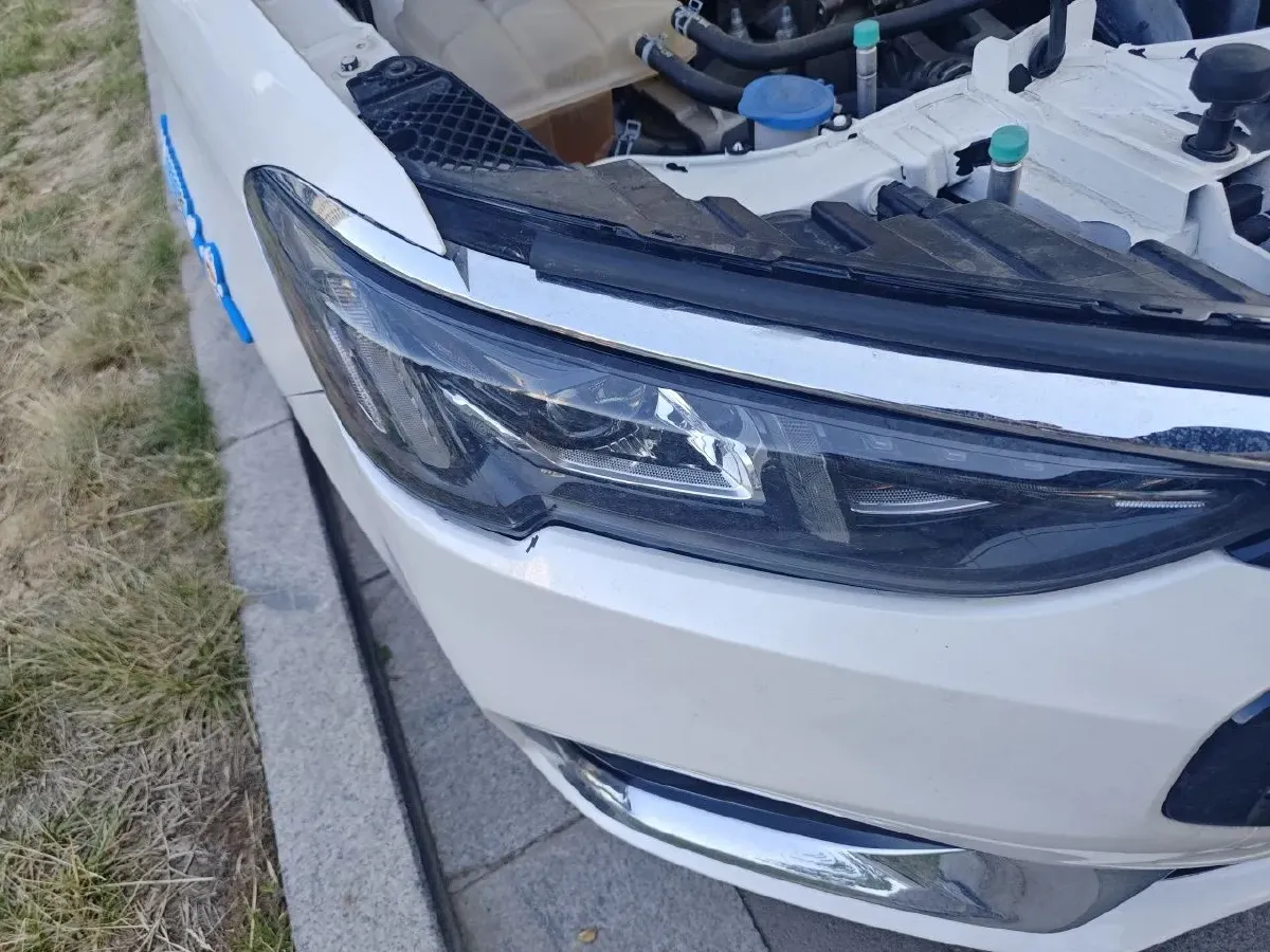2021 Ford Escort 1.5L 122HP L3 6AT,autocango,china used car exporter,china ev exporter,chinese used car exporter,chinese used ev exporter