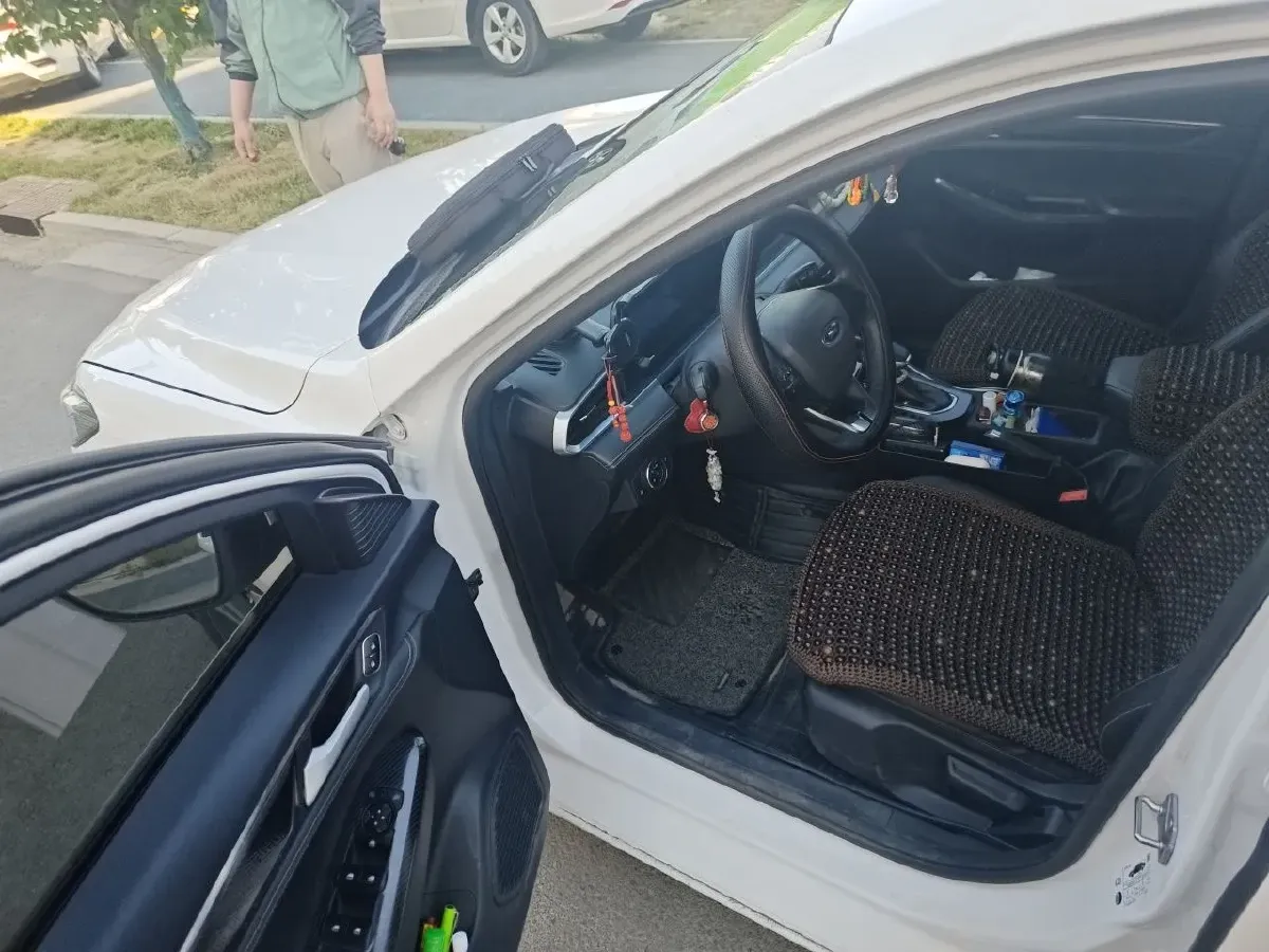 2021 Ford Escort 1.5L 122HP L3 6AT,autocango,china used car exporter,china ev exporter,chinese used car exporter,chinese used ev exporter
