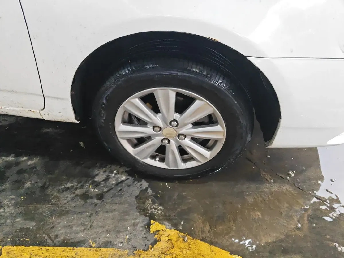 2015 BYD F3 1.5L 109HP L4 5MT,autocango,china used car exporter,china ev exporter,chinese used car exporter,chinese used ev exporter