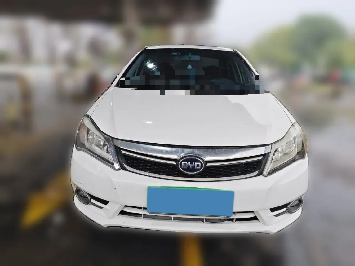 2015 BYD F3 1.5L 109HP L4 5MT,autocango,china used car exporter,china ev exporter,chinese used car exporter,chinese used ev exporter