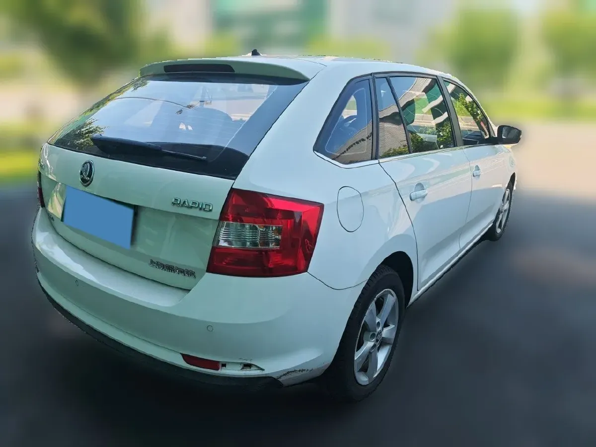 2018 Skoda Rapid Spaceback 1.6L 110HP L4 6AT,autocango,china used car exporter,china ev exporter,chinese used car exporter,chinese used ev exporter