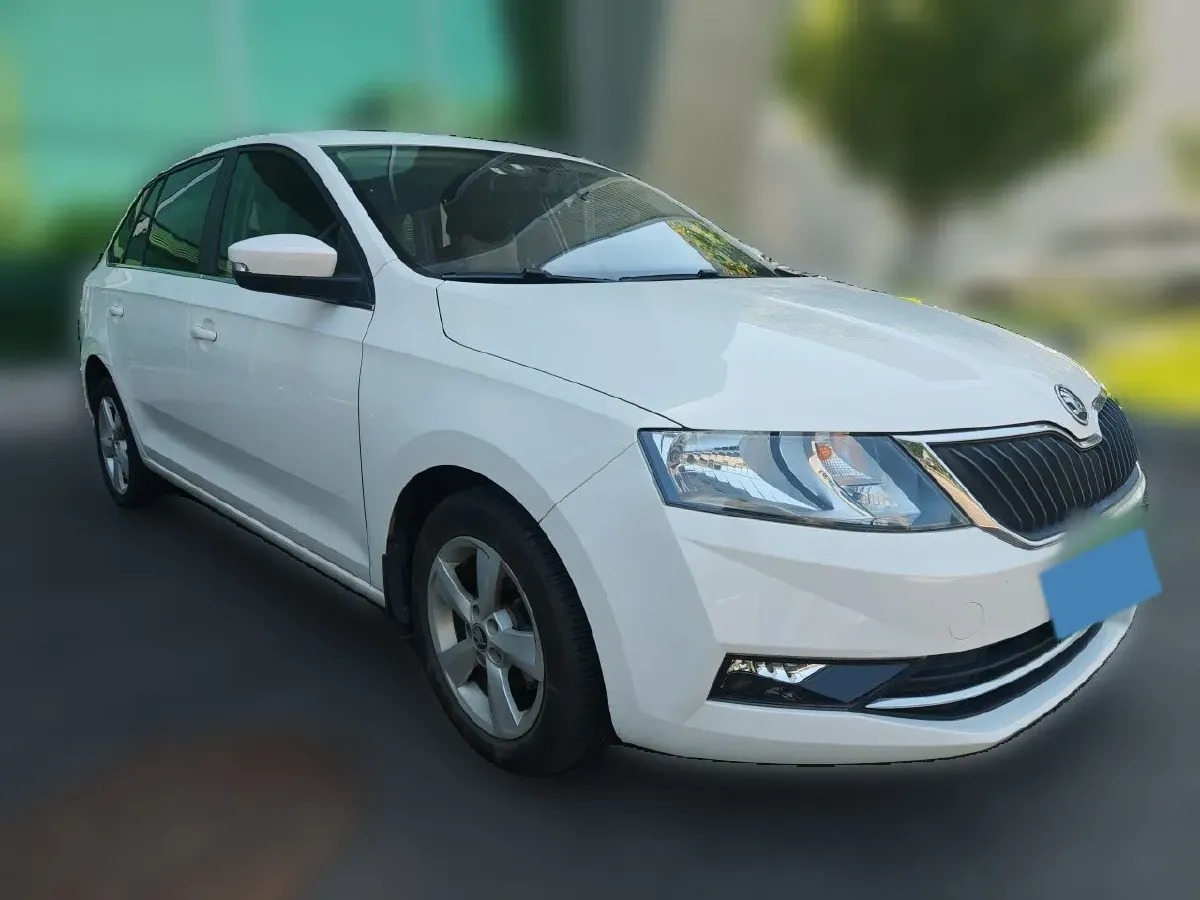 2018 Skoda Rapid Spaceback 1.6L 110HP L4 6AT,autocango,china used car exporter,china ev exporter,chinese used car exporter,chinese used ev exporter