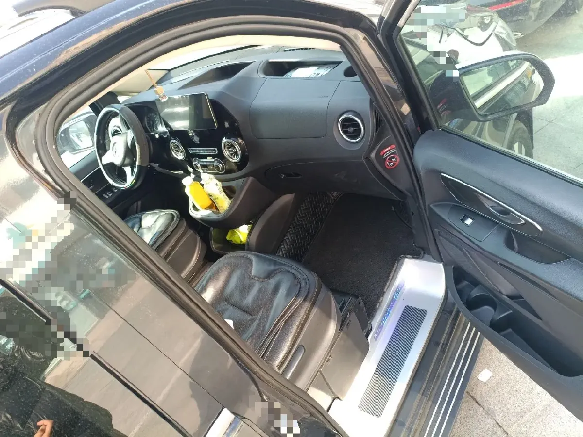 2016 Mercedes-Benz Vito 2.0T 211HP L4 7AT,autocango,china used car exporter,china ev exporter,chinese used car exporter,chinese used ev exporter