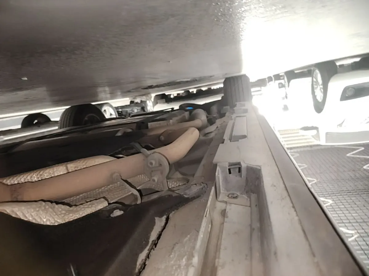 2023 Toyota Granvia 2.5L 189HP L4 E-CVT Hybrid,autocango,china used car exporter,china ev exporter,chinese used car exporter,chinese used ev exporter