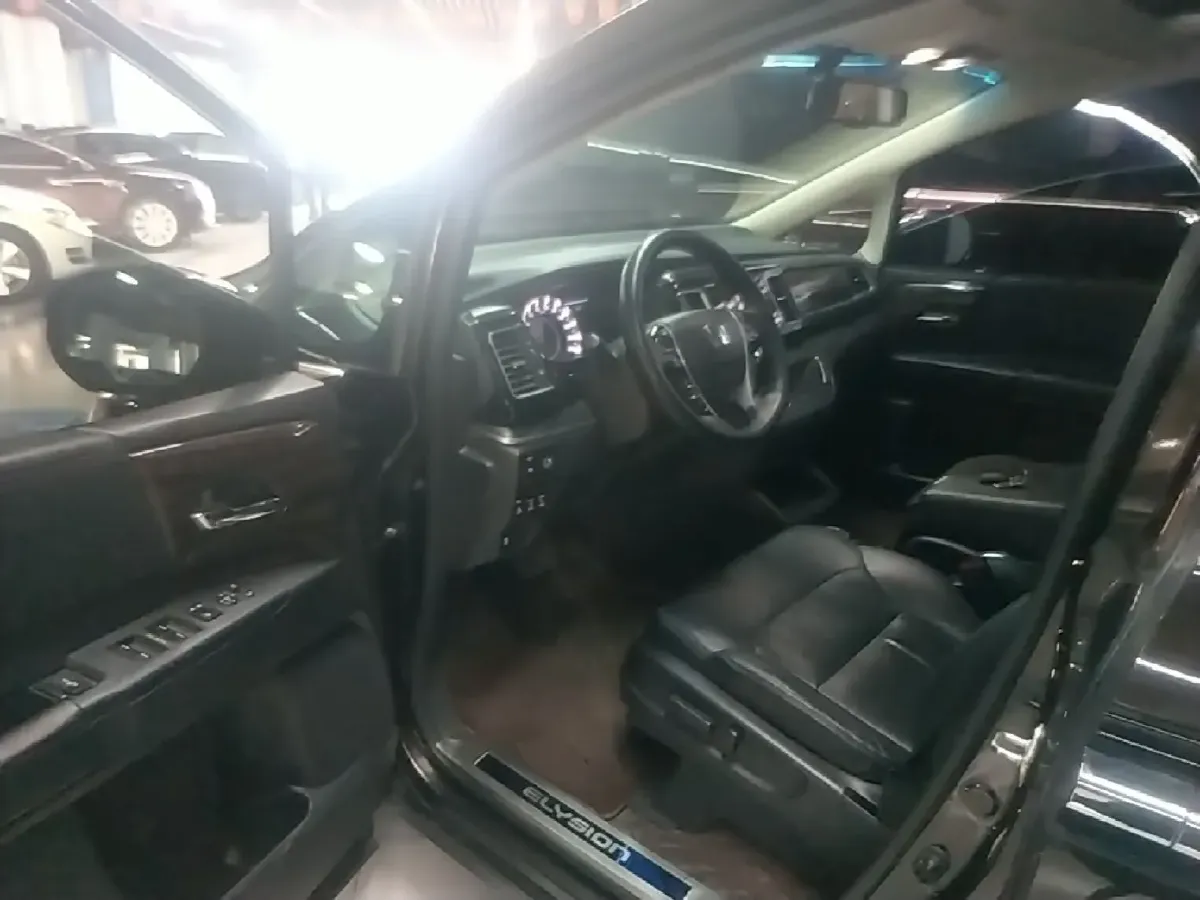 2016 Honda Elysioin 2.4L 186HP L4 CVT,autocango,china used car exporter,china ev exporter,chinese used car exporter,chinese used ev exporter