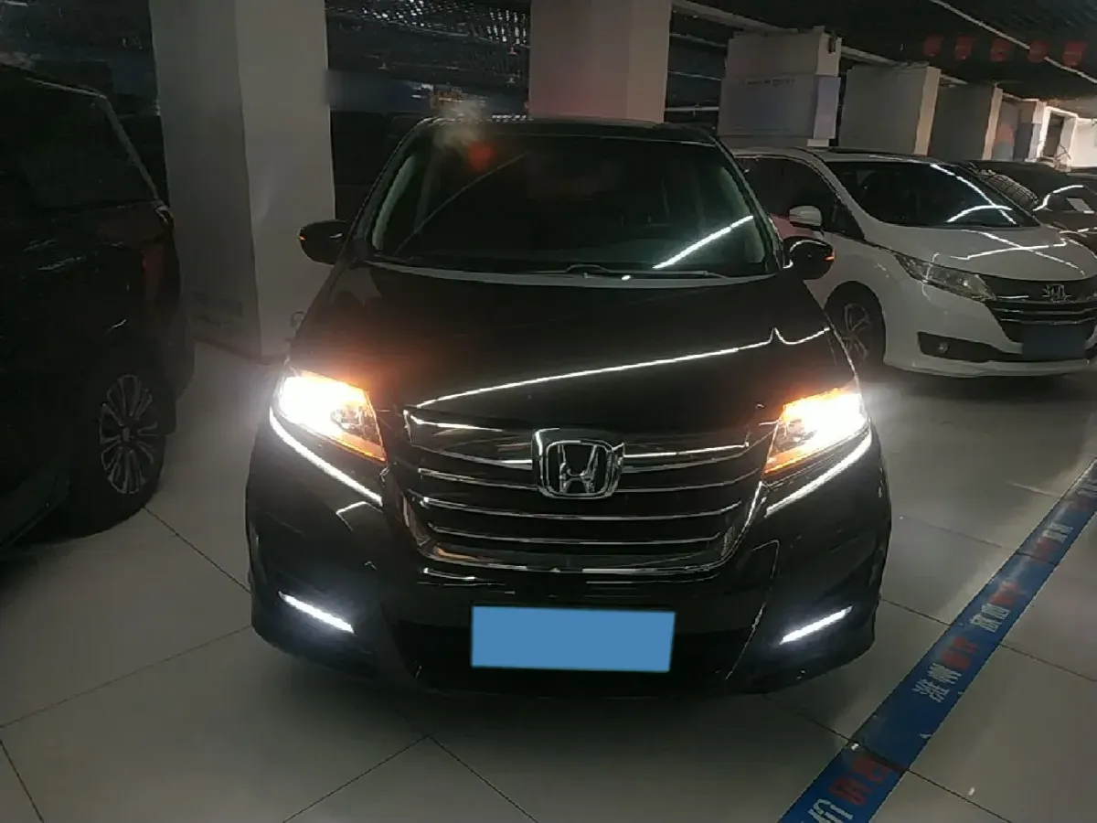 2016 Honda Elysioin 2.4L 186HP L4 CVT,autocango,china used car exporter,china ev exporter,chinese used car exporter,chinese used ev exporter
