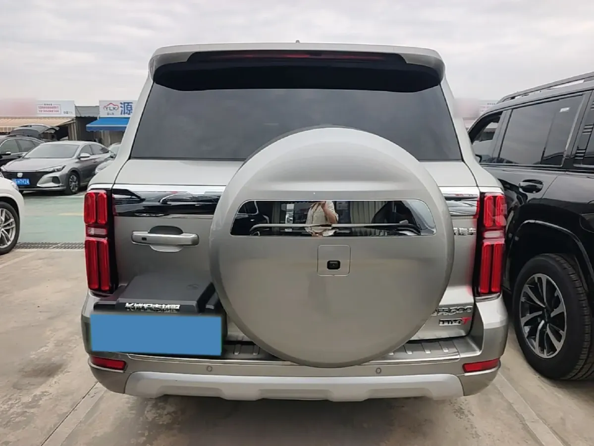 2023 Tank 500 2.0T 252HP L4 9AT PHEV 37.1KWH,autocango,china used car exporter,china ev exporter,chinese used car exporter,chinese used ev exporter