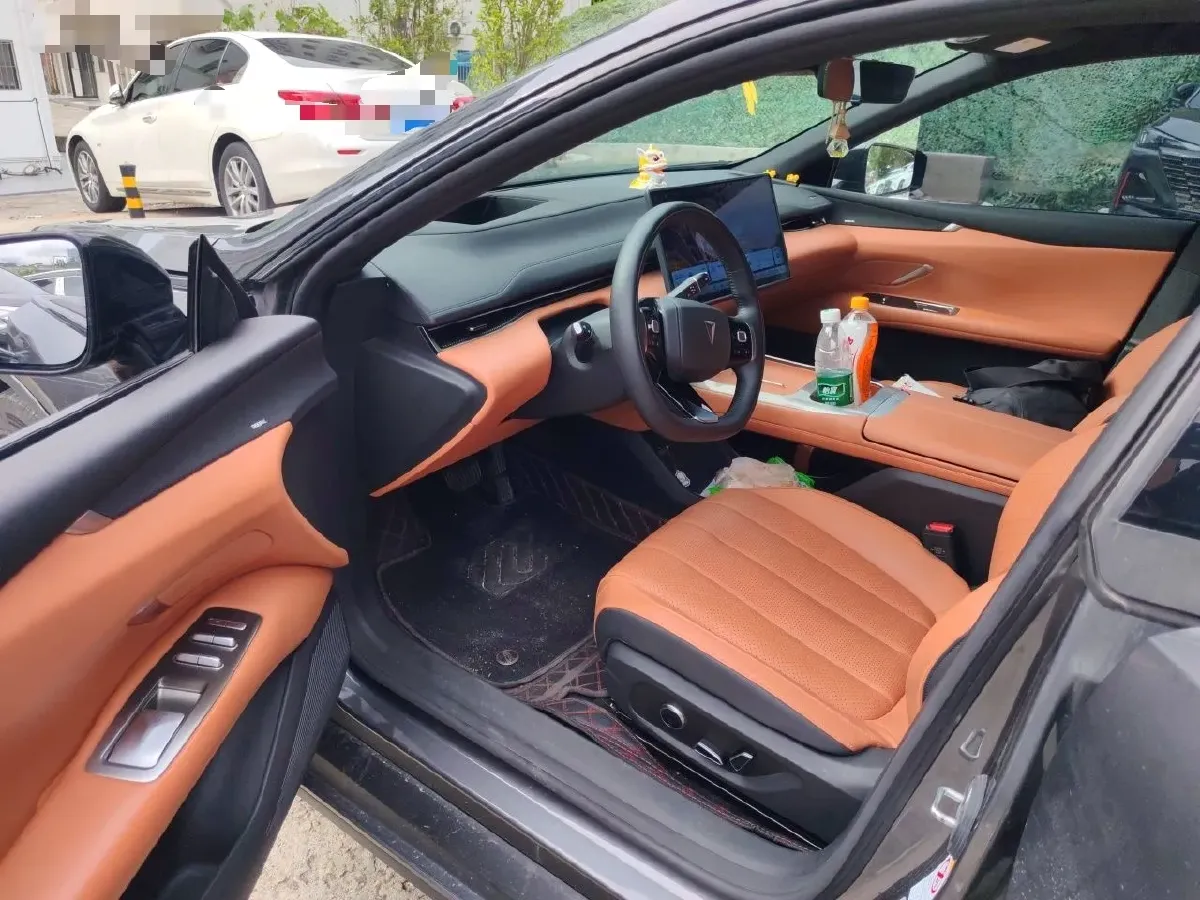 2025 Deepal L07 1.5L 98HP L4 REEV 28.39KWH,autocango,china used car exporter,china ev exporter,chinese used car exporter,chinese used ev exporter