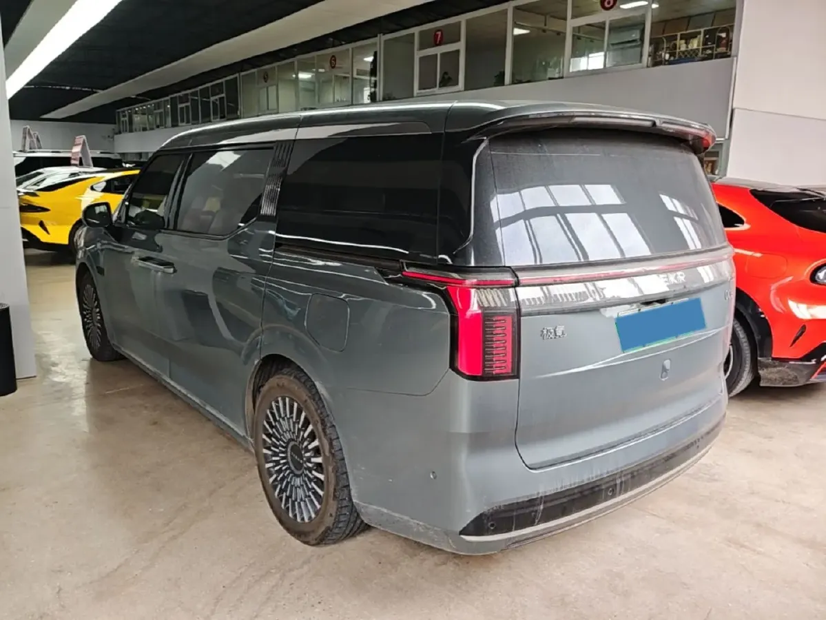 2024 Zeekr 009 BEV 108KWH,autocango,china used car exporter,china ev exporter,chinese used car exporter,chinese used ev exporter