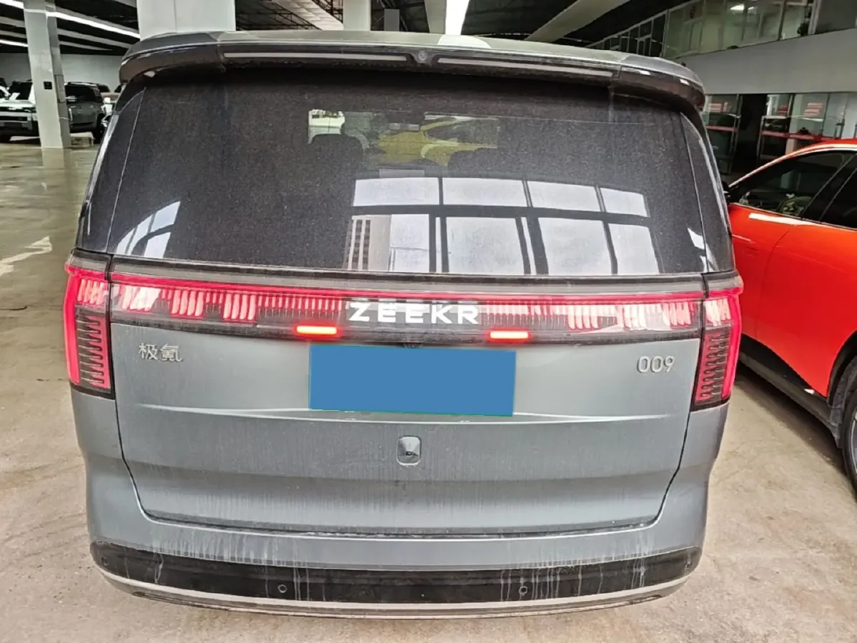2024 Zeekr 009 BEV 108KWH,autocango,china used car exporter,china ev exporter,chinese used car exporter,chinese used ev exporter