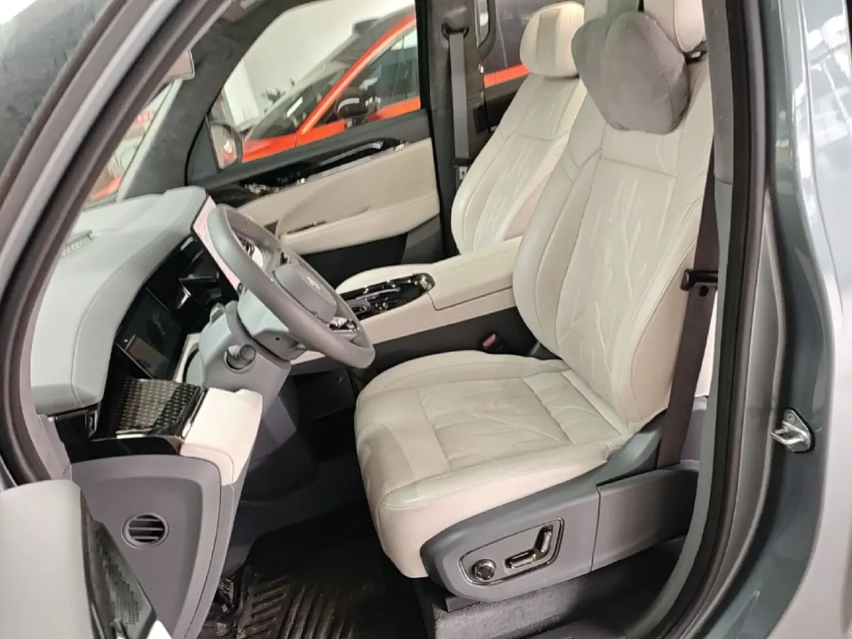2024 Zeekr 009 BEV 108KWH,autocango,china used car exporter,china ev exporter,chinese used car exporter,chinese used ev exporter