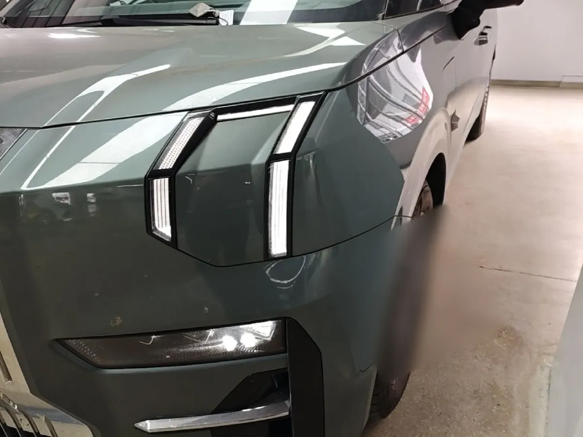 2024 Zeekr 009 BEV 108KWH,autocango,china used car exporter,china ev exporter,chinese used car exporter,chinese used ev exporter
