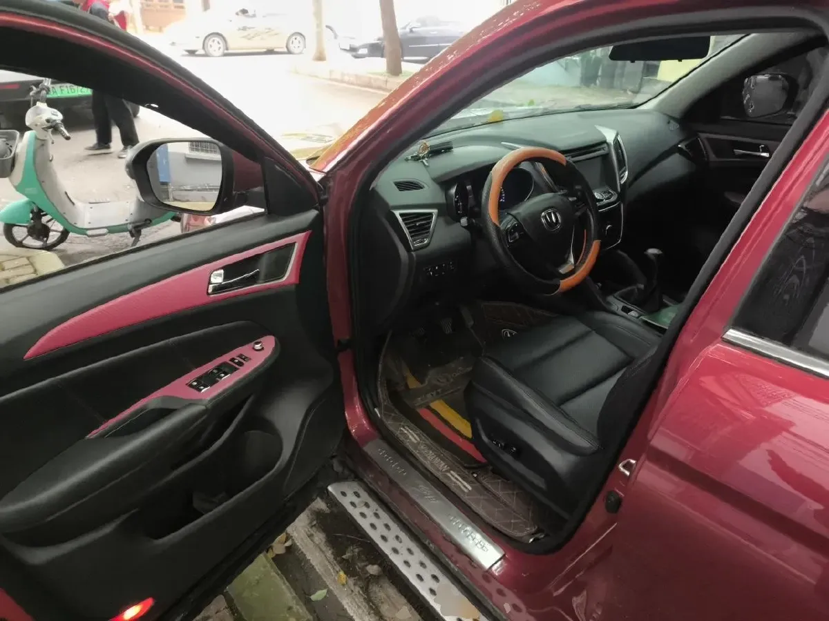 2014 ChangAn CS75 2.0L 158HP L4 6MT,autocango,china used car exporter,china ev exporter,chinese used car exporter,chinese used ev exporter