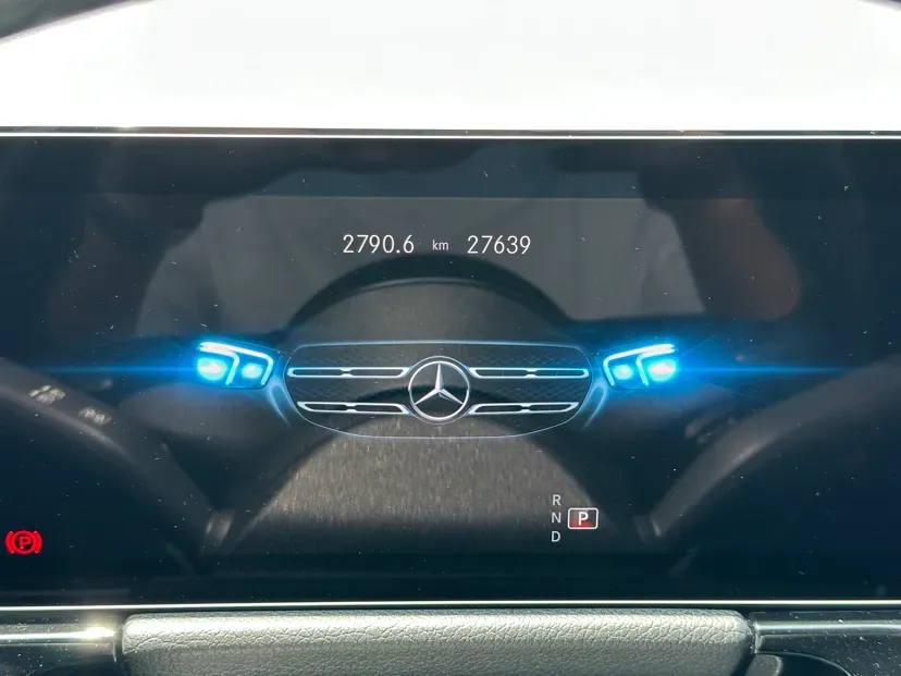 2022 Mercedes-Benz GLA Class 2.0T 190HP L4 8DCT,autocango,china used car exporter,china ev exporter,chinese used car exporter,chinese used ev exporter