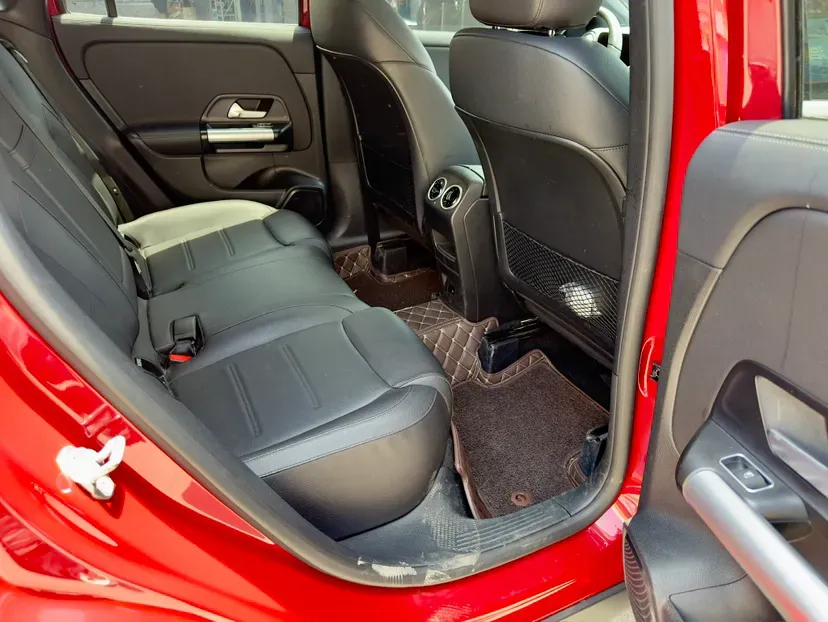 2022 Mercedes-Benz GLA Class 2.0T 190HP L4 8DCT,autocango,china used car exporter,china ev exporter,chinese used car exporter,chinese used ev exporter