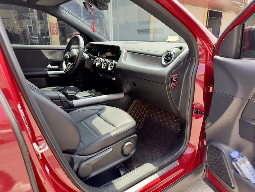 2022 Mercedes-Benz GLA Class 2.0T 190HP L4 8DCT,autocango,china used car exporter,china ev exporter,chinese used car exporter,chinese used ev exporter