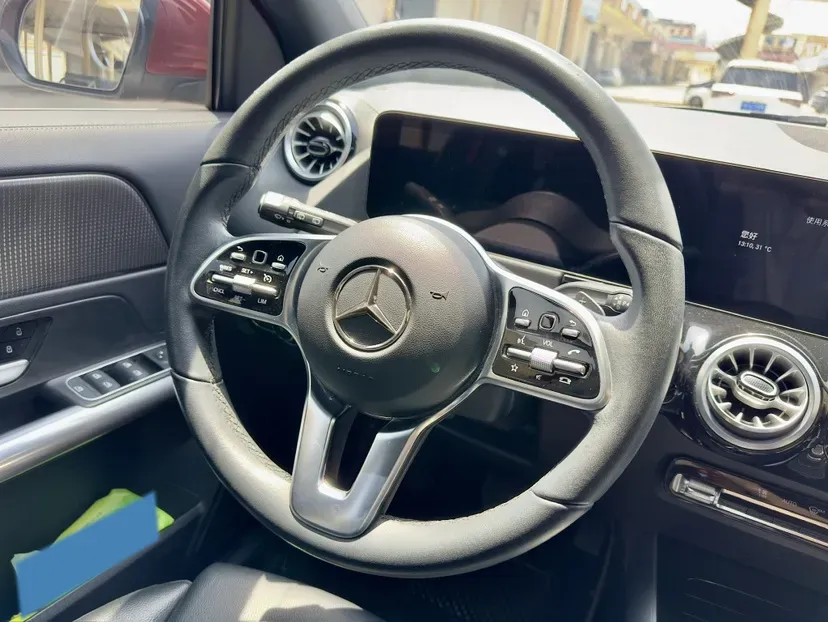 2022 Mercedes-Benz GLA Class 2.0T 190HP L4 8DCT,autocango,china used car exporter,china ev exporter,chinese used car exporter,chinese used ev exporter