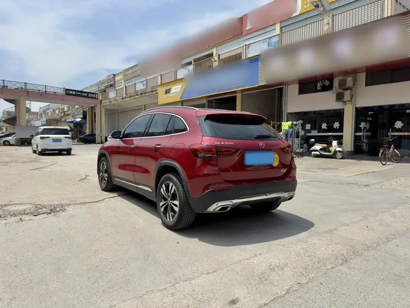 2022 Mercedes-Benz GLA Class 2.0T 190HP L4 8DCT,autocango,china used car exporter,china ev exporter,chinese used car exporter,chinese used ev exporter