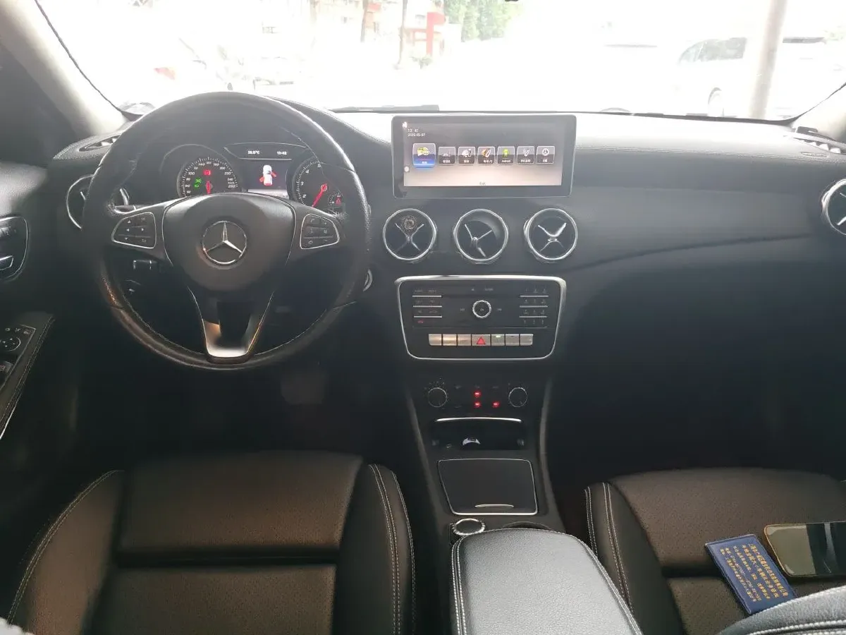 2017 Mercedes-Benz GLA Class 1.6T 156HP L4 7DCT,autocango,china used car exporter,china ev exporter,chinese used car exporter,chinese used ev exporter
