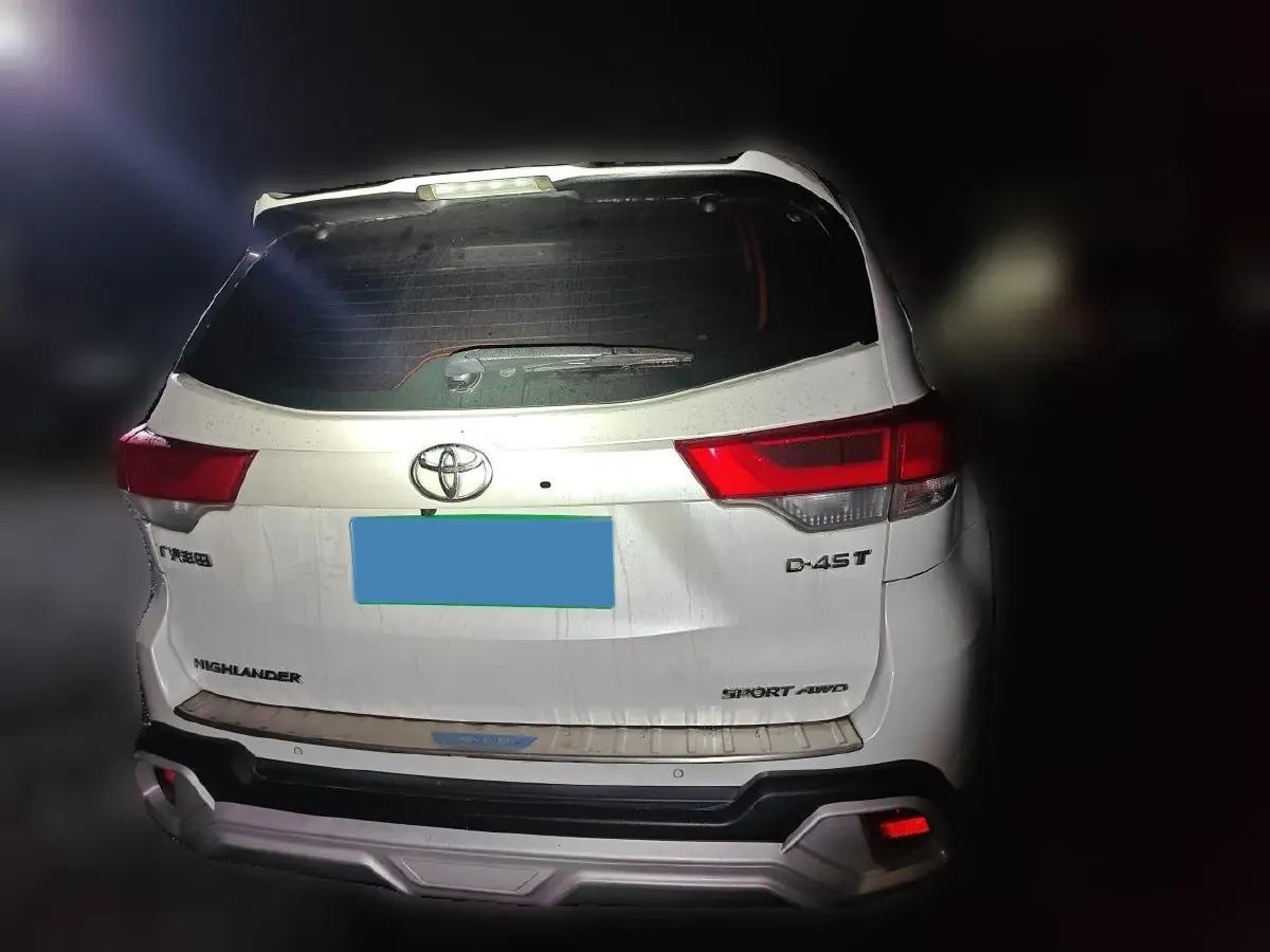 2021 Toyota Highlander 2.0T 220HP L4 6AT,autocango,china used car exporter,china ev exporter,chinese used car exporter,chinese used ev exporter