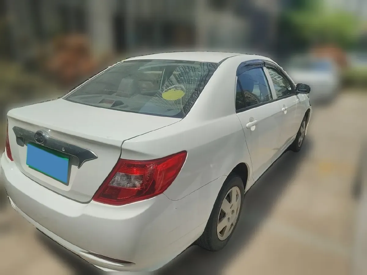 2015 BYD F3 1.5L 109HP L4 5MT,autocango,china used car exporter,china ev exporter,chinese used car exporter,chinese used ev exporter