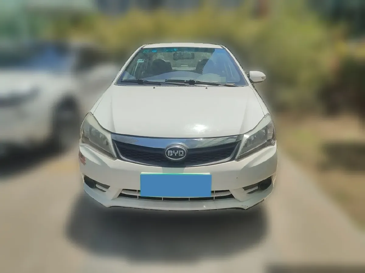2015 BYD F3 1.5L 109HP L4 5MT,autocango,china used car exporter,china ev exporter,chinese used car exporter,chinese used ev exporter