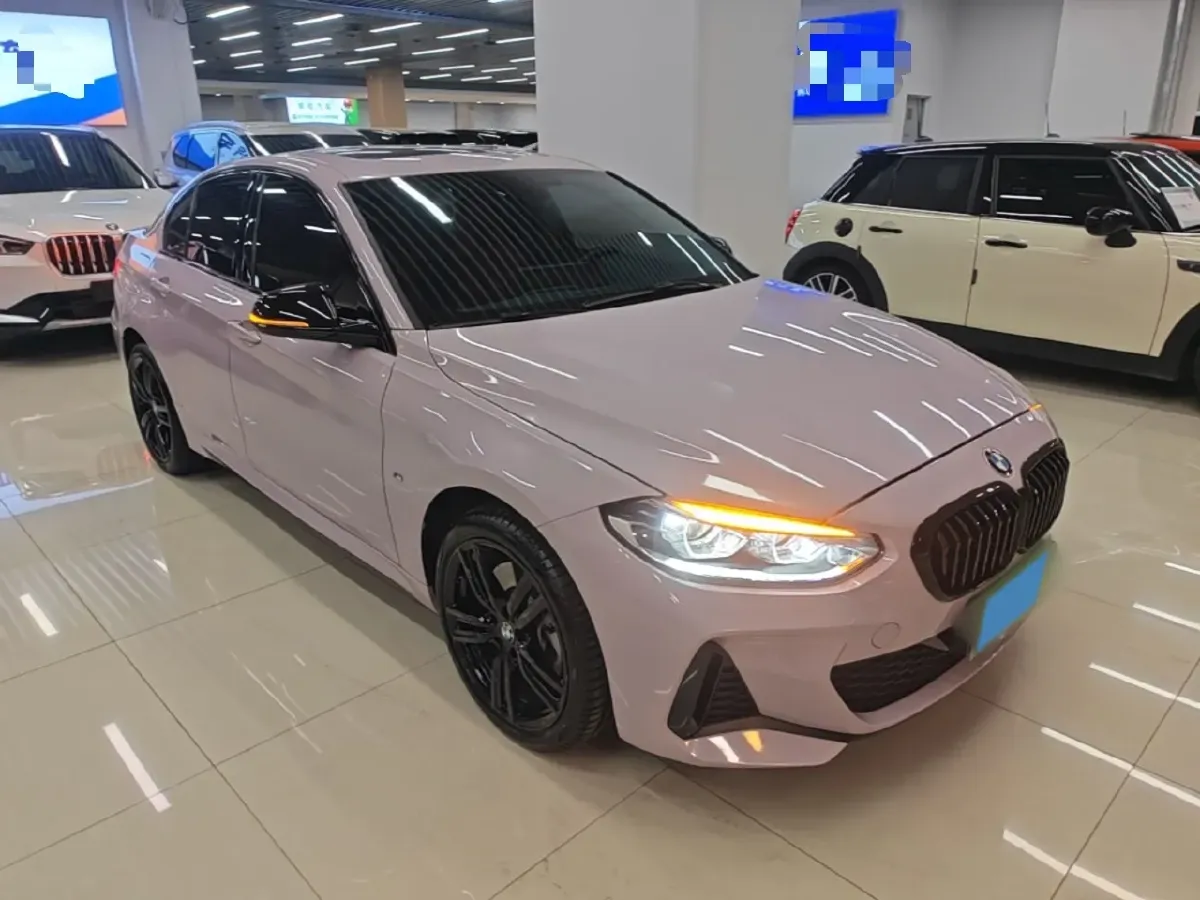 2022 BMW 1 Series 2.0T 192HP L4 7DCT,autocango,china used car exporter,china ev exporter,chinese used car exporter,chinese used ev exporter