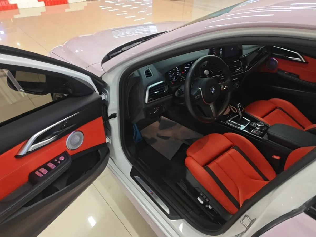 2022 BMW 1 Series 2.0T 192HP L4 7DCT,autocango,china used car exporter,china ev exporter,chinese used car exporter,chinese used ev exporter